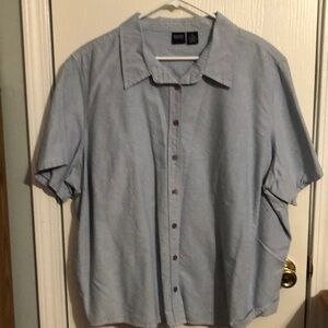 Men's Light Blue Short Sleeve Shirt